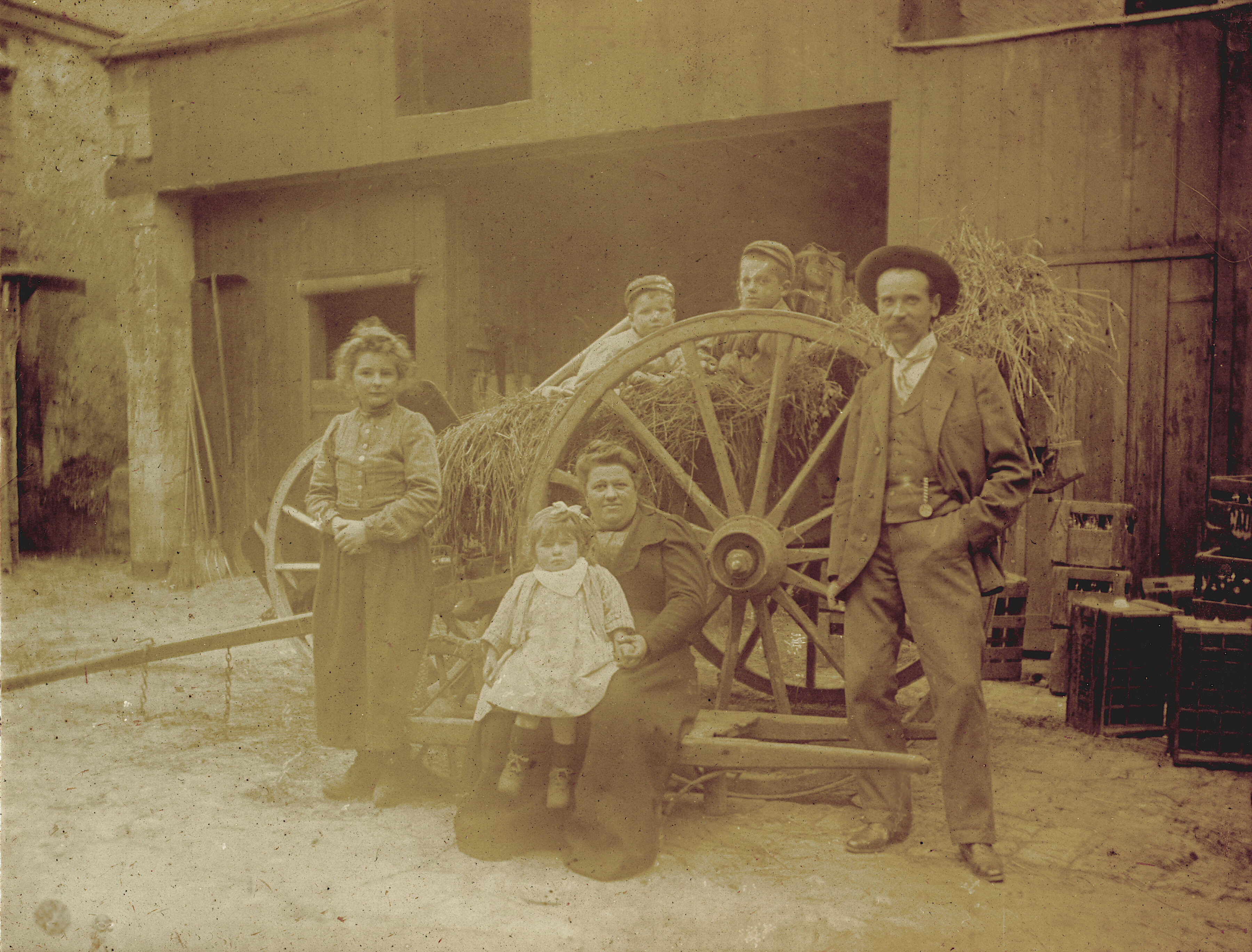Famille Boucher Bayeux 1906